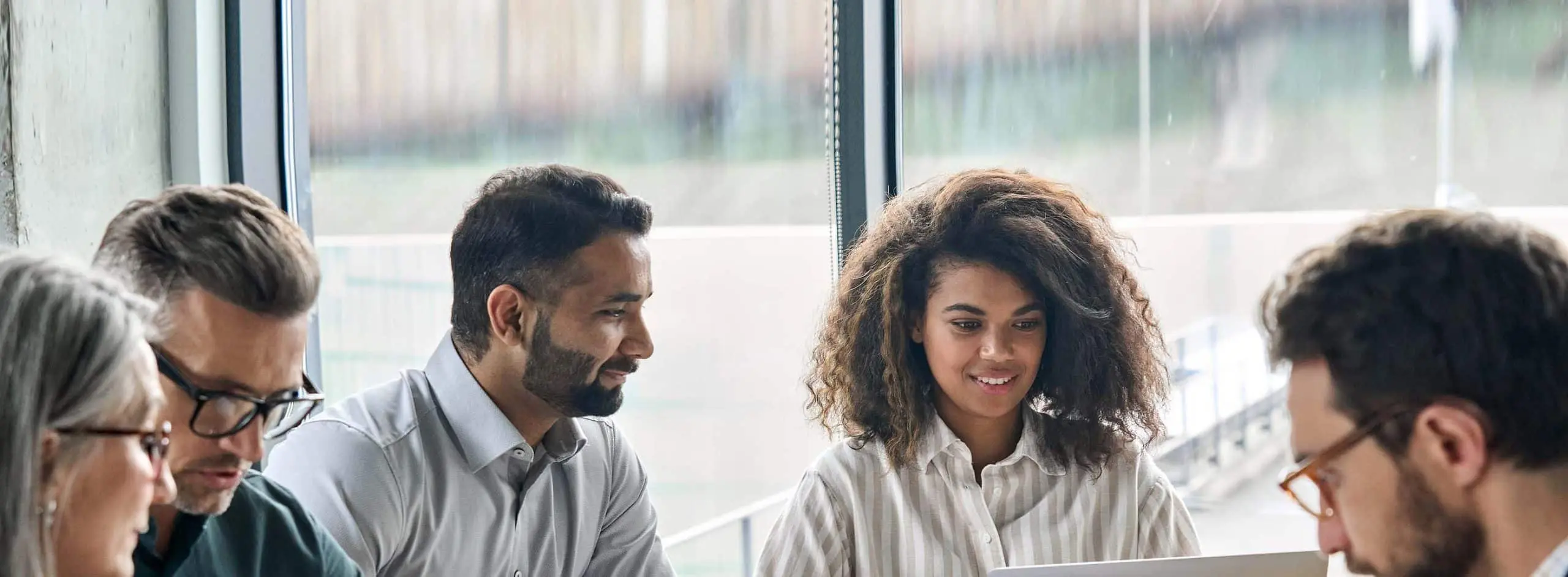 diverse-Executive-Businesspeop-img2