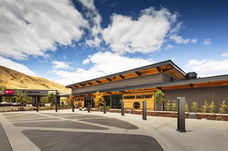 sonoma_raceway_03.a8e2a5c2d65c